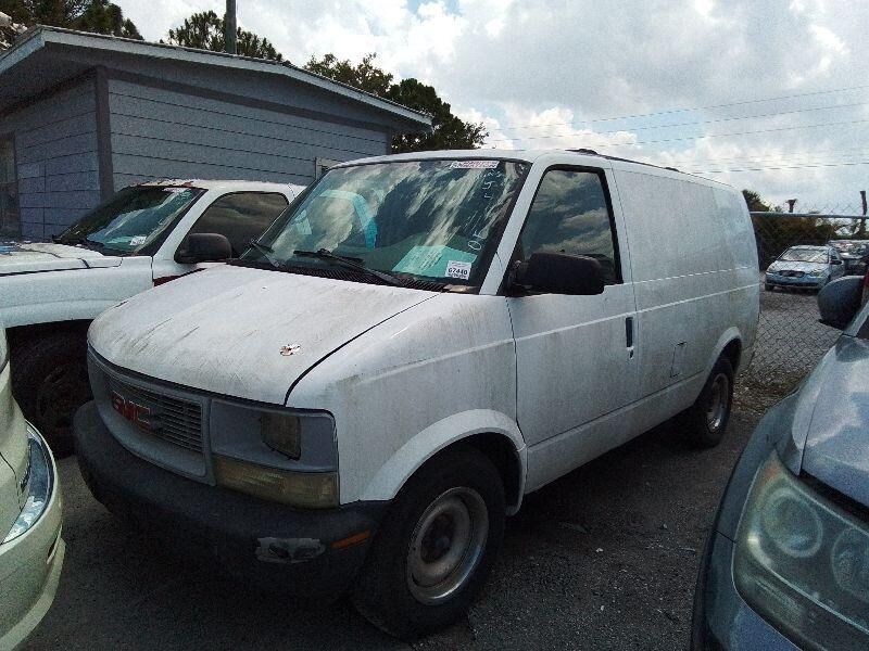 GMC Safari