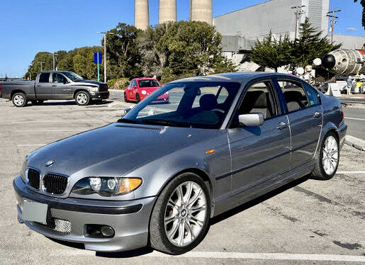 BMW 330i