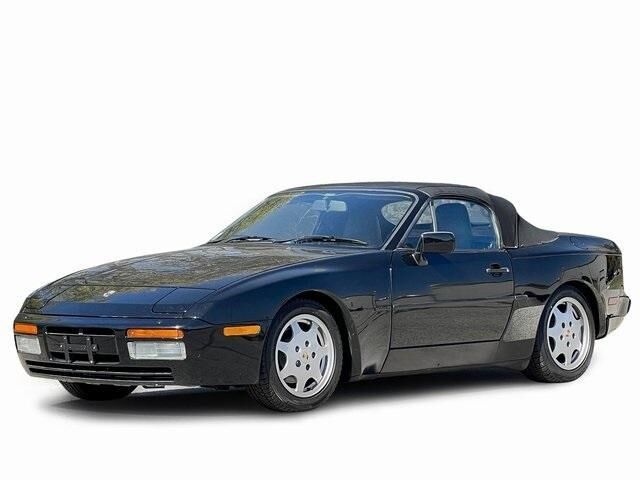 Porsche 944