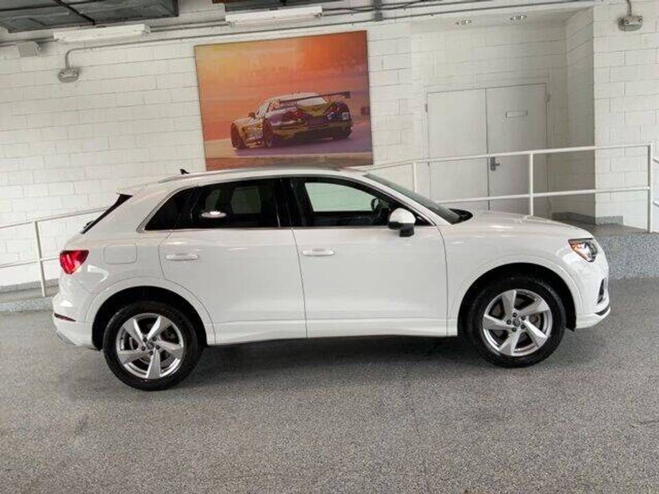 2020 Audi Q3