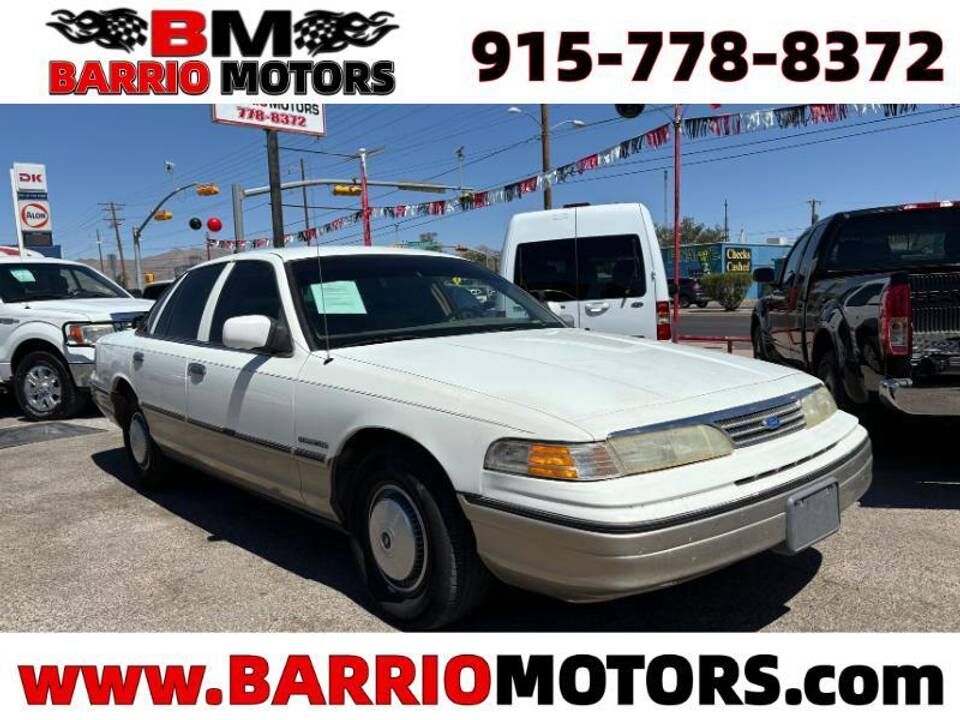Ford Crown Victoria