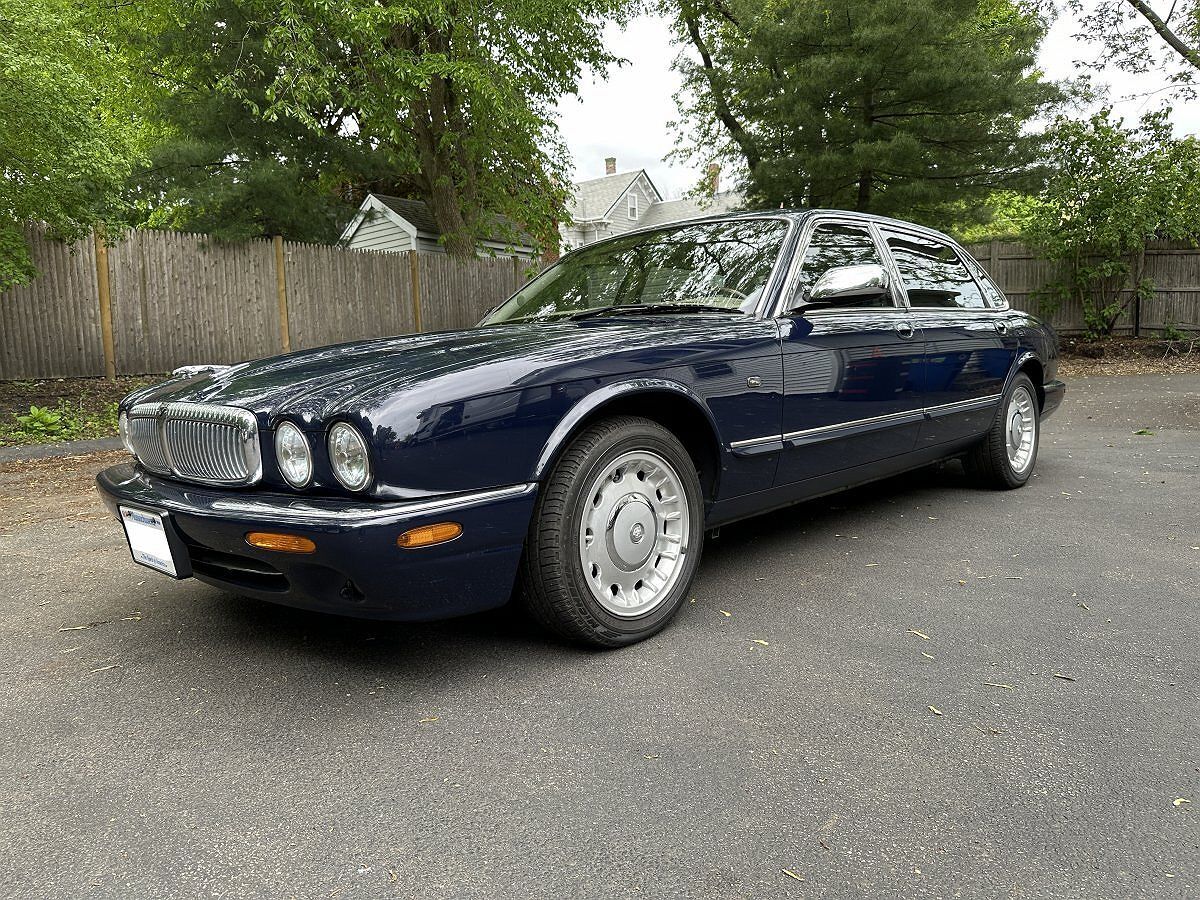 Jaguar Vanden Plas