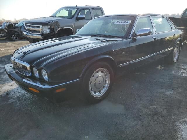 Jaguar Vanden Plas