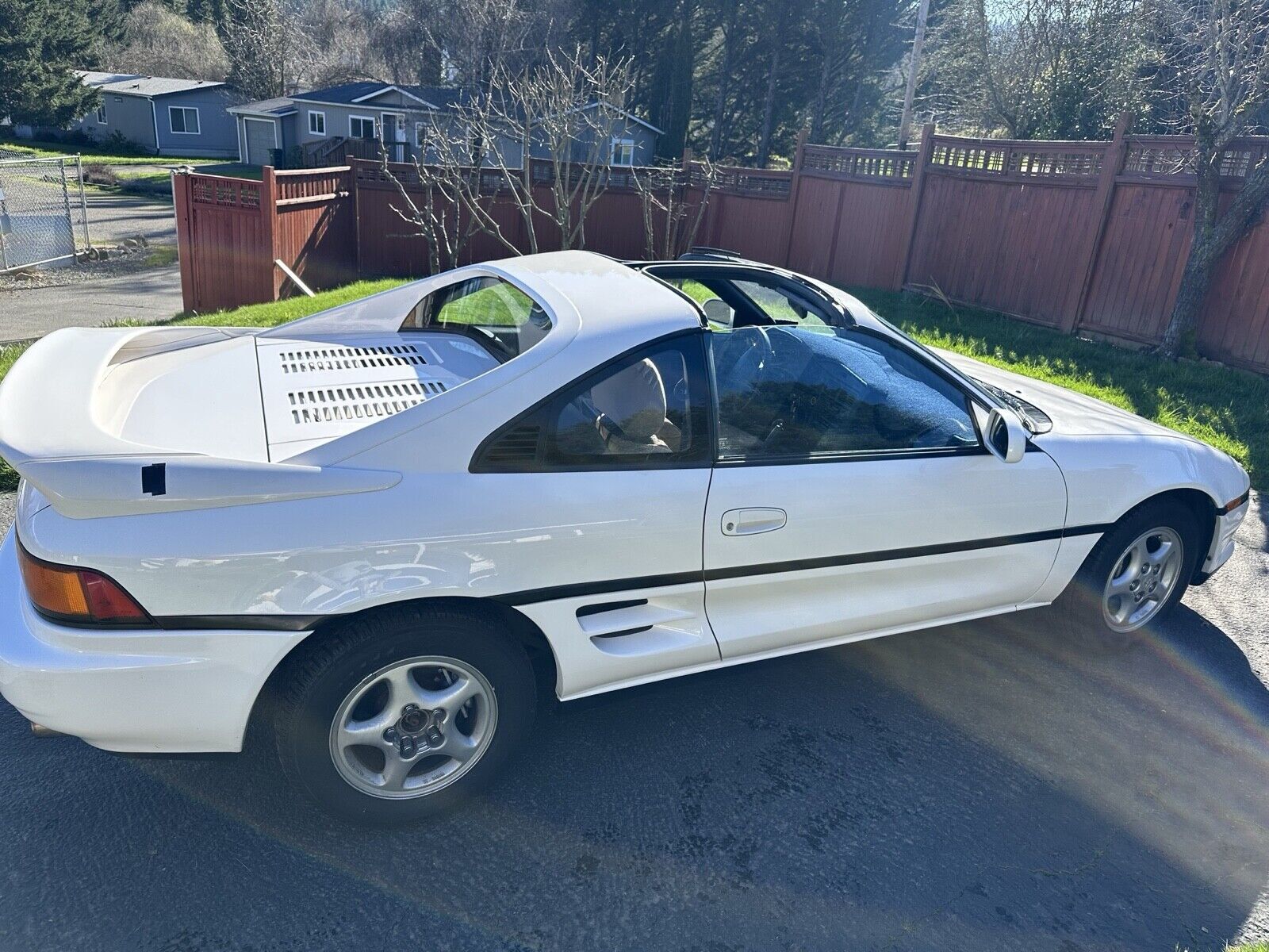 Toyota MR2