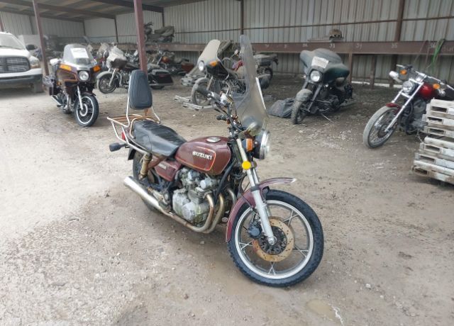 SUZUKI
