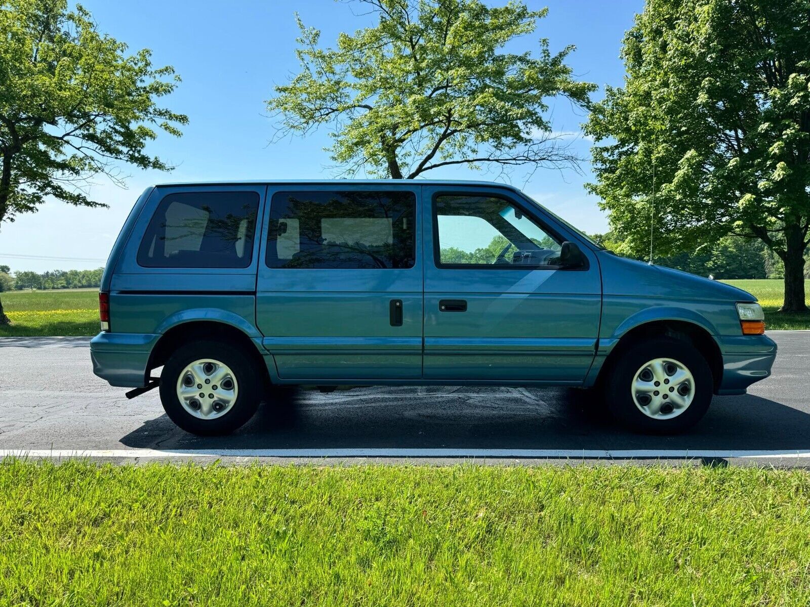 Dodge Caravan
