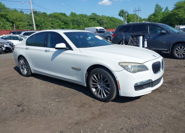 BMW 750i