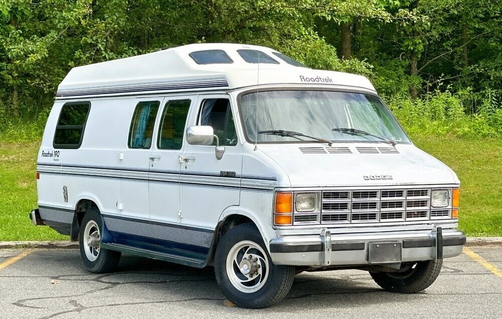 Dodge Ram Van