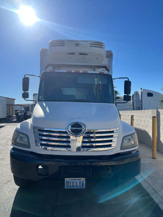 2008 HINO Conventional Type Truck