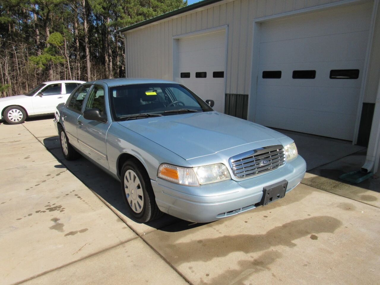 2010 FORD Crown Victoria