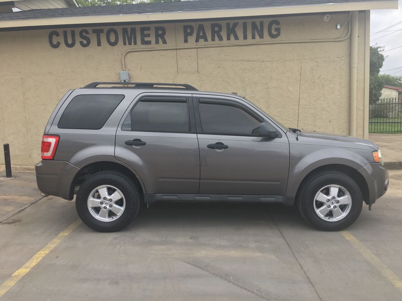 2009 FORD Escape