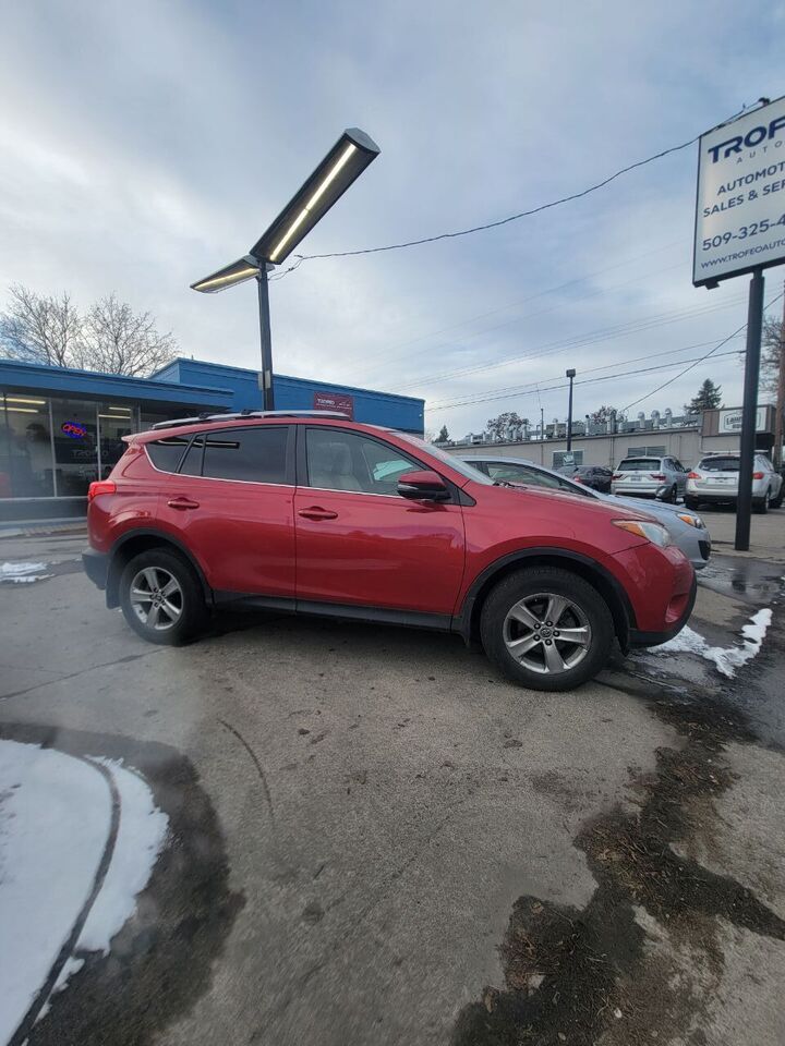 2015 TOYOTA RAV4