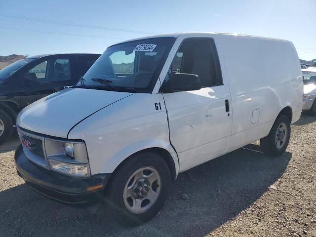 GMC Safari