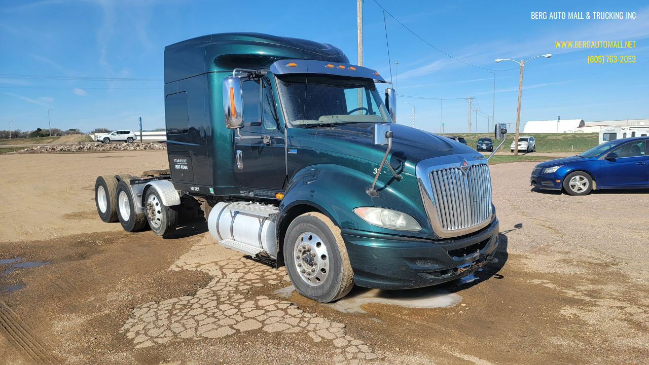 2012 INTERNATIONAL LF687