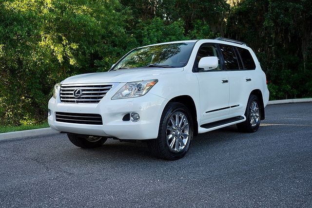 Lexus LX