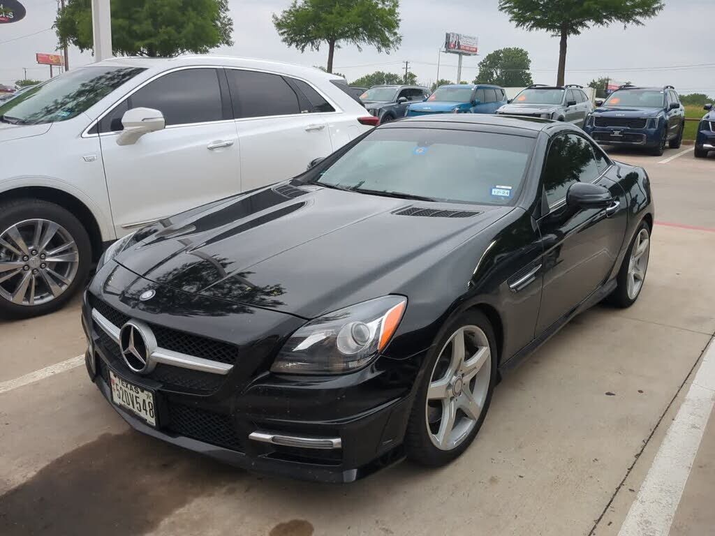 MERCEDES-BENZ