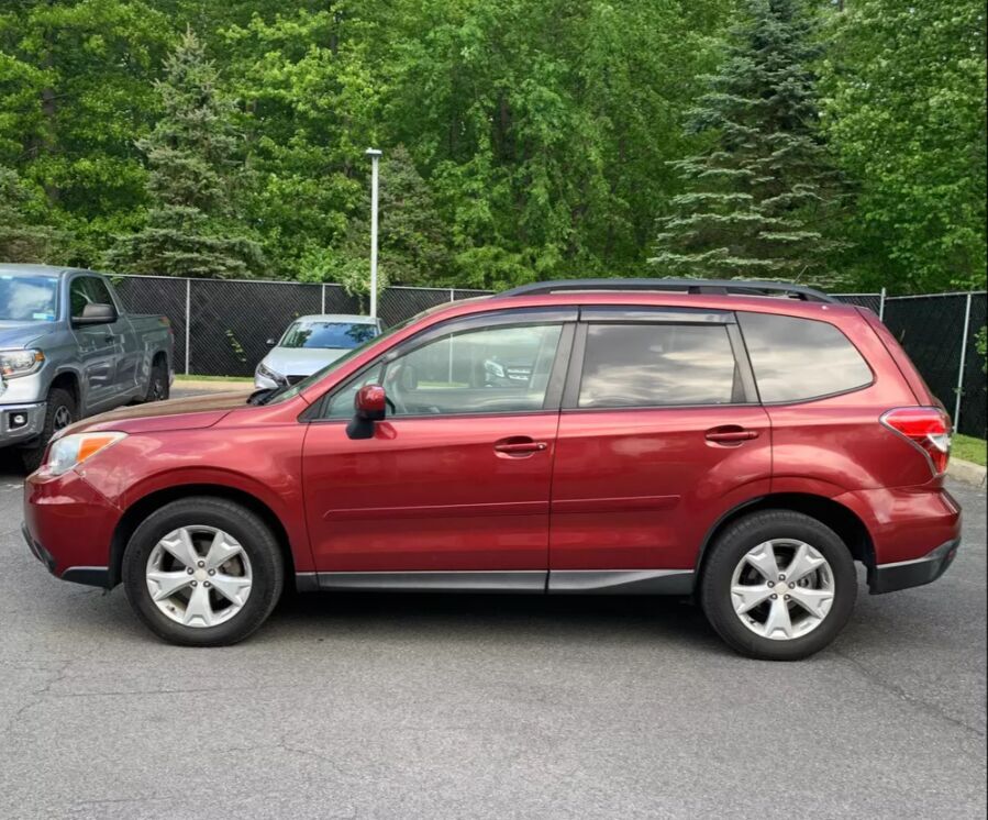 2014 SUBARU Forester