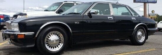 Jaguar XJ6