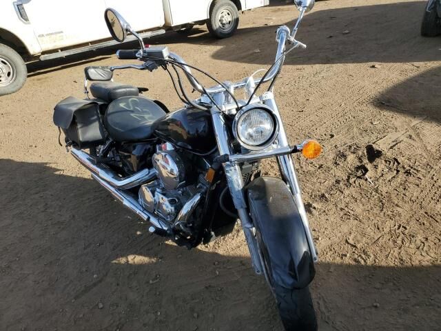 Honda VT750 (Shadow Aero)