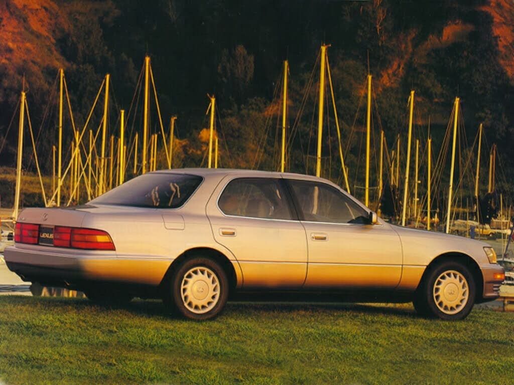 Lexus LS