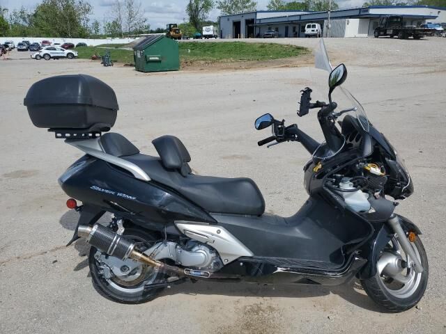 Honda FSC600 (Silver Wing)