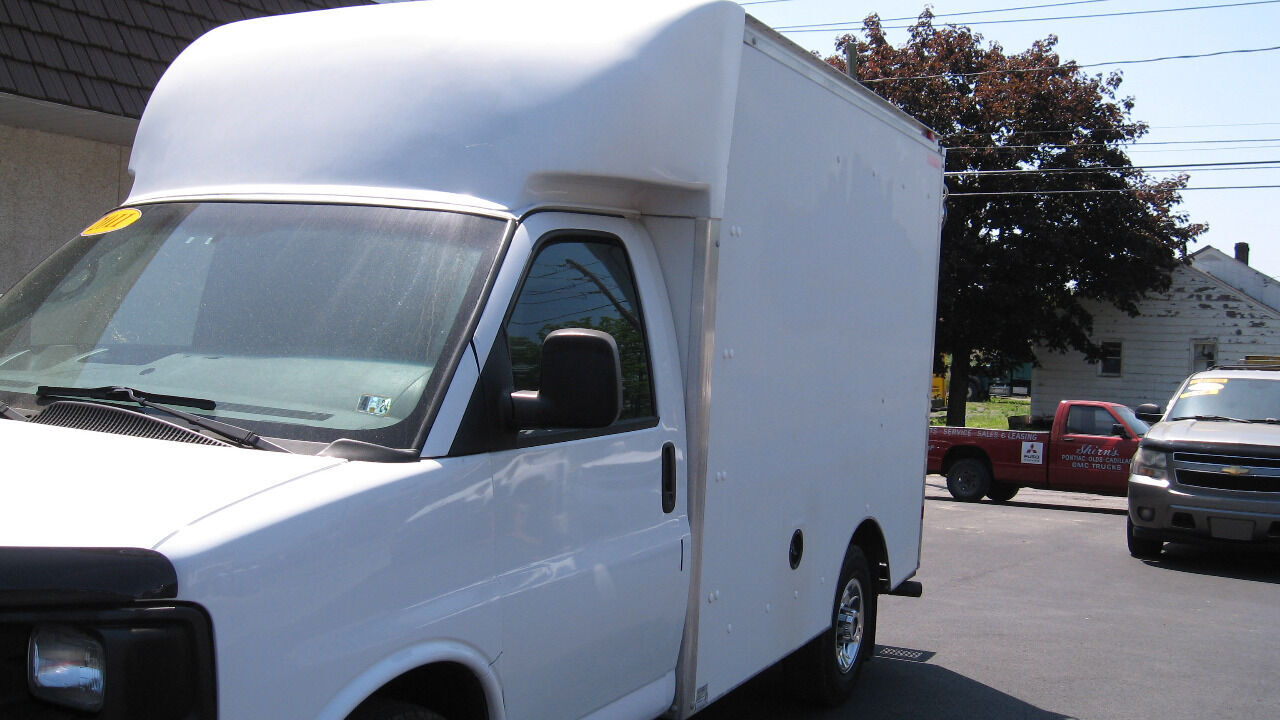2011 CHEVROLET Express