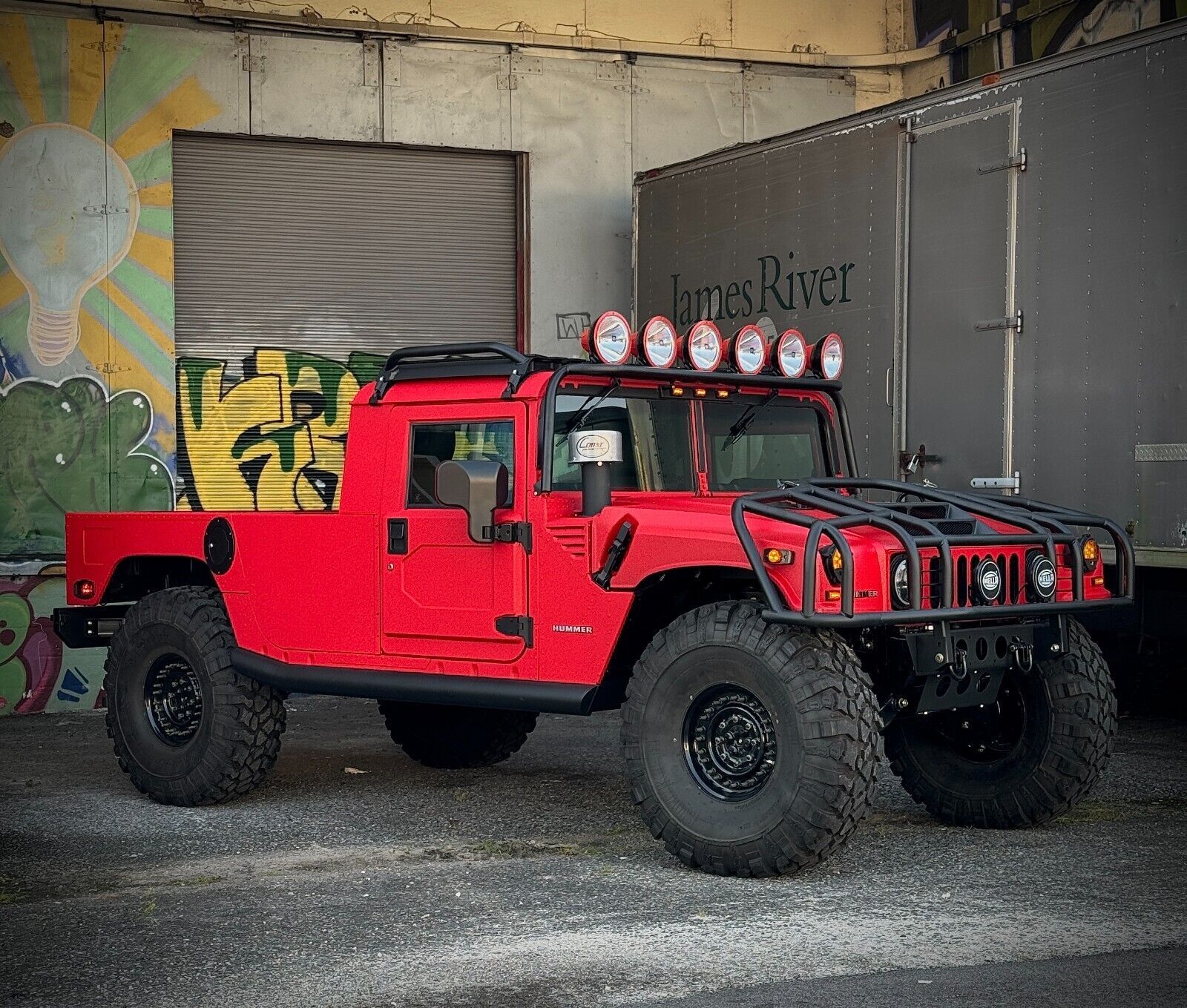 HUMMER