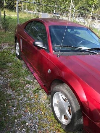 2004 FORD Mustang