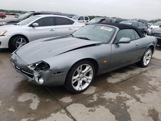 Jaguar XK8