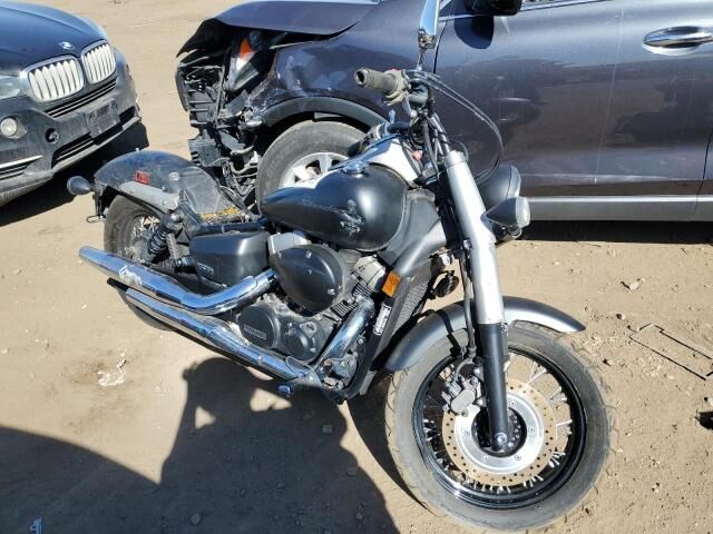 Honda VT750 (Shadow Phantom)