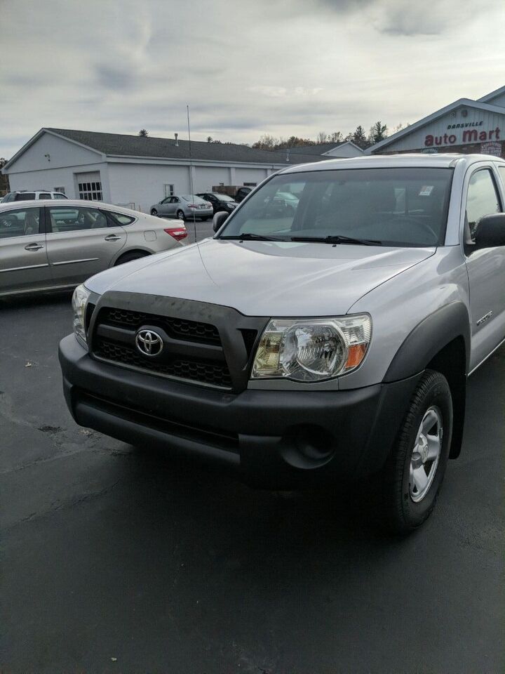 2011 TOYOTA Tacoma