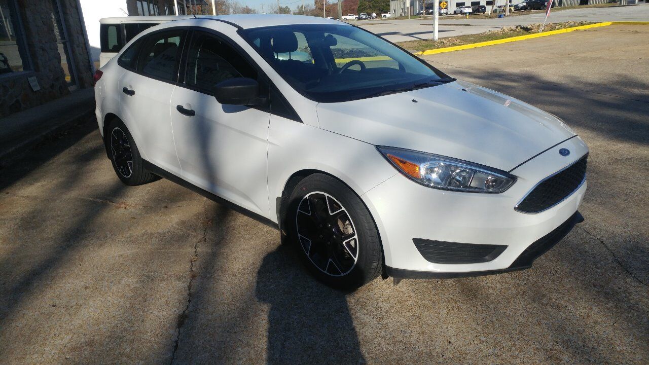 2017 FORD Focus