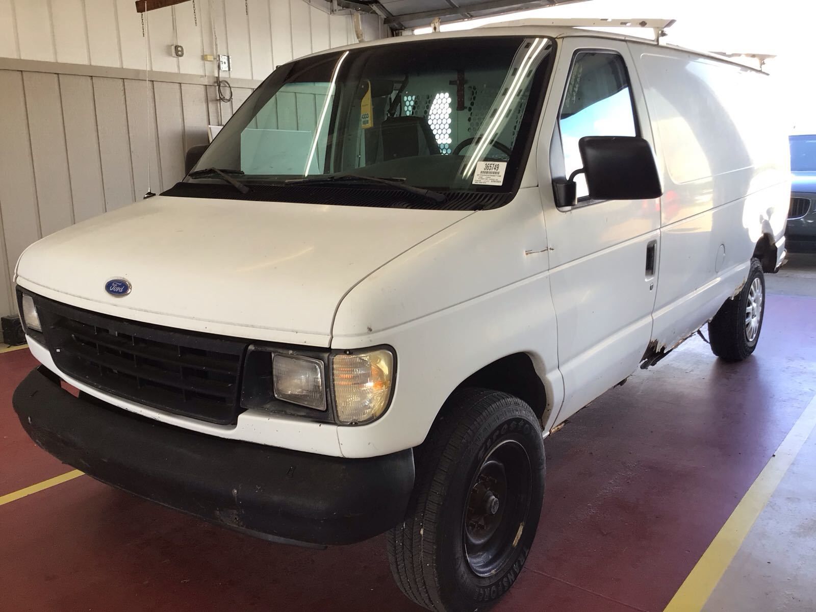 Ford E-250