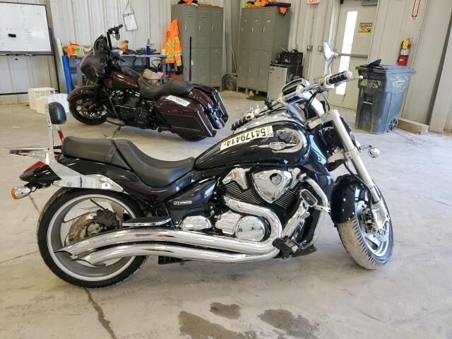 Suzuki VZR1800