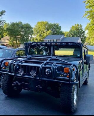 HUMMER H1