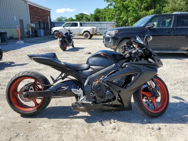 Suzuki GSX-R750