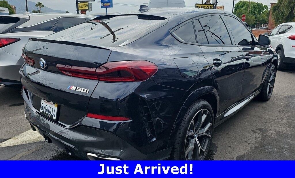 2021 BMW X6