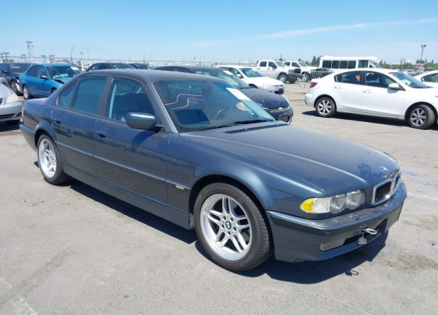 BMW 740i