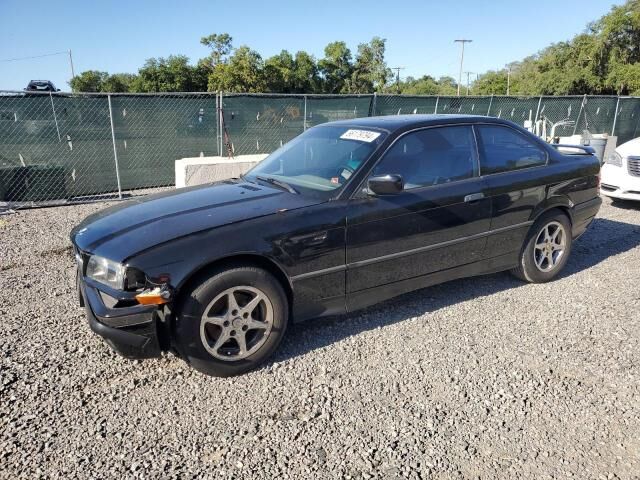 BMW 318iS