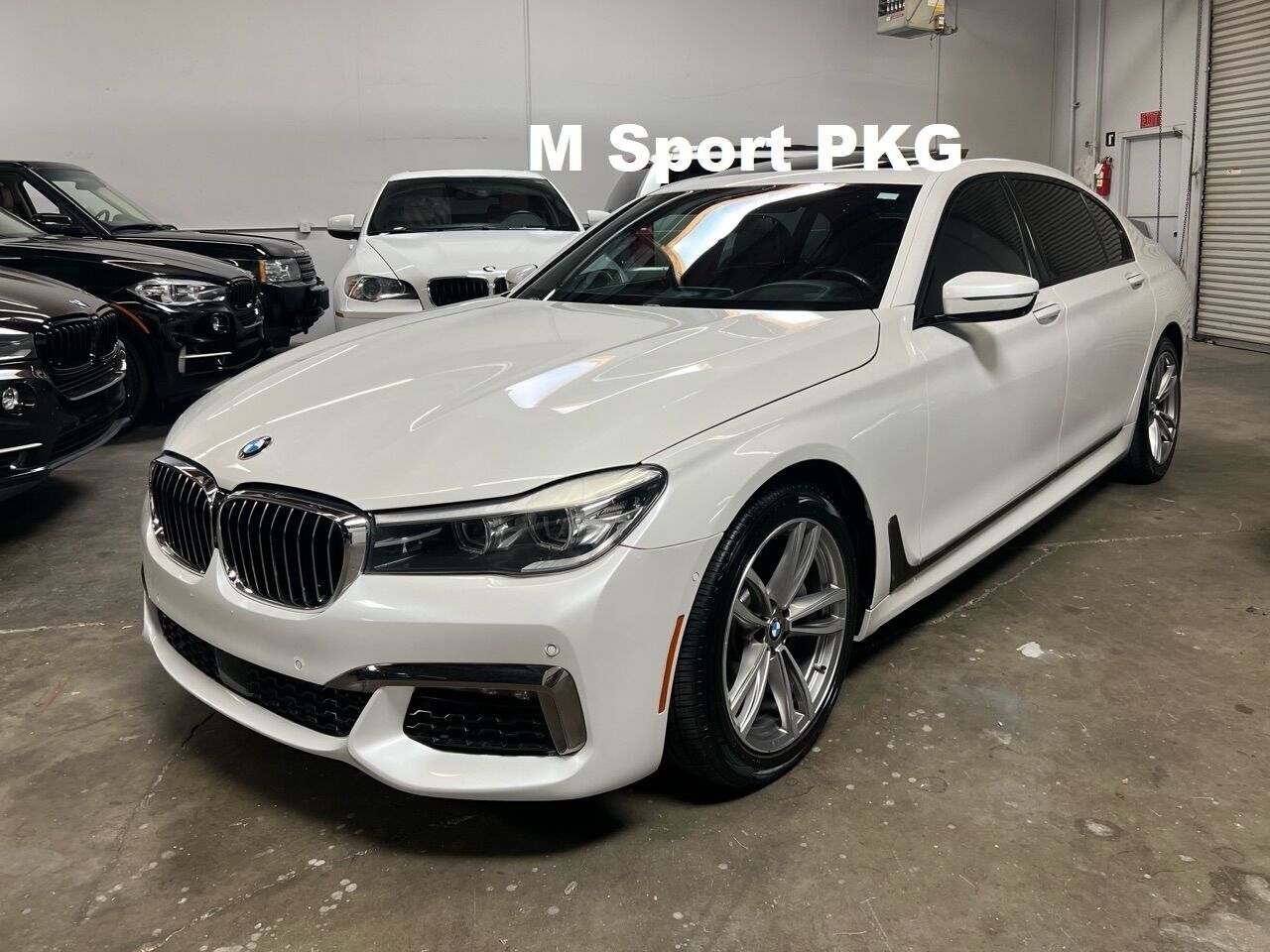 BMW 740i