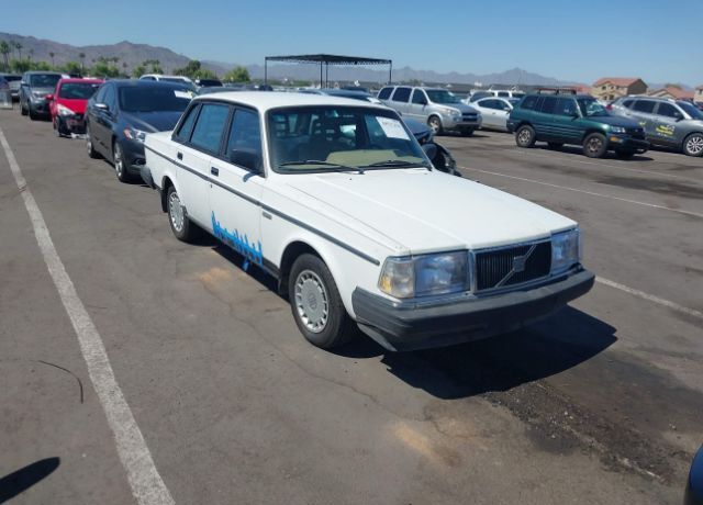 Volvo 240 Series