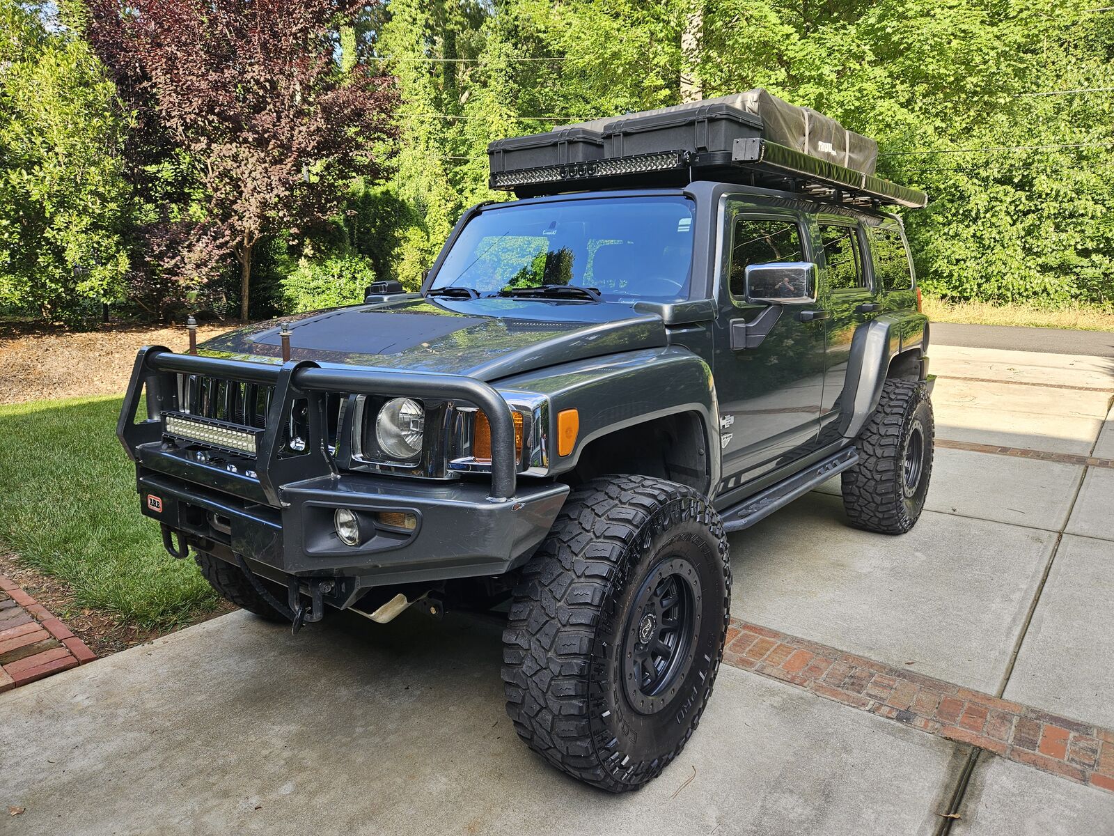 HUMMER H3