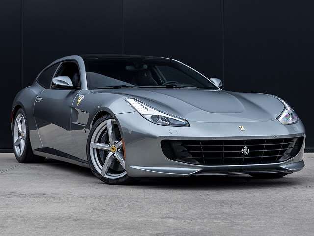 Ferrari GTC4Lusso