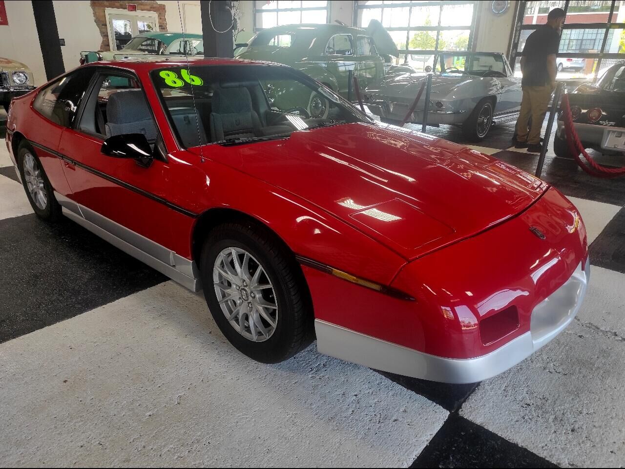 1986 PONTIAC Fiero