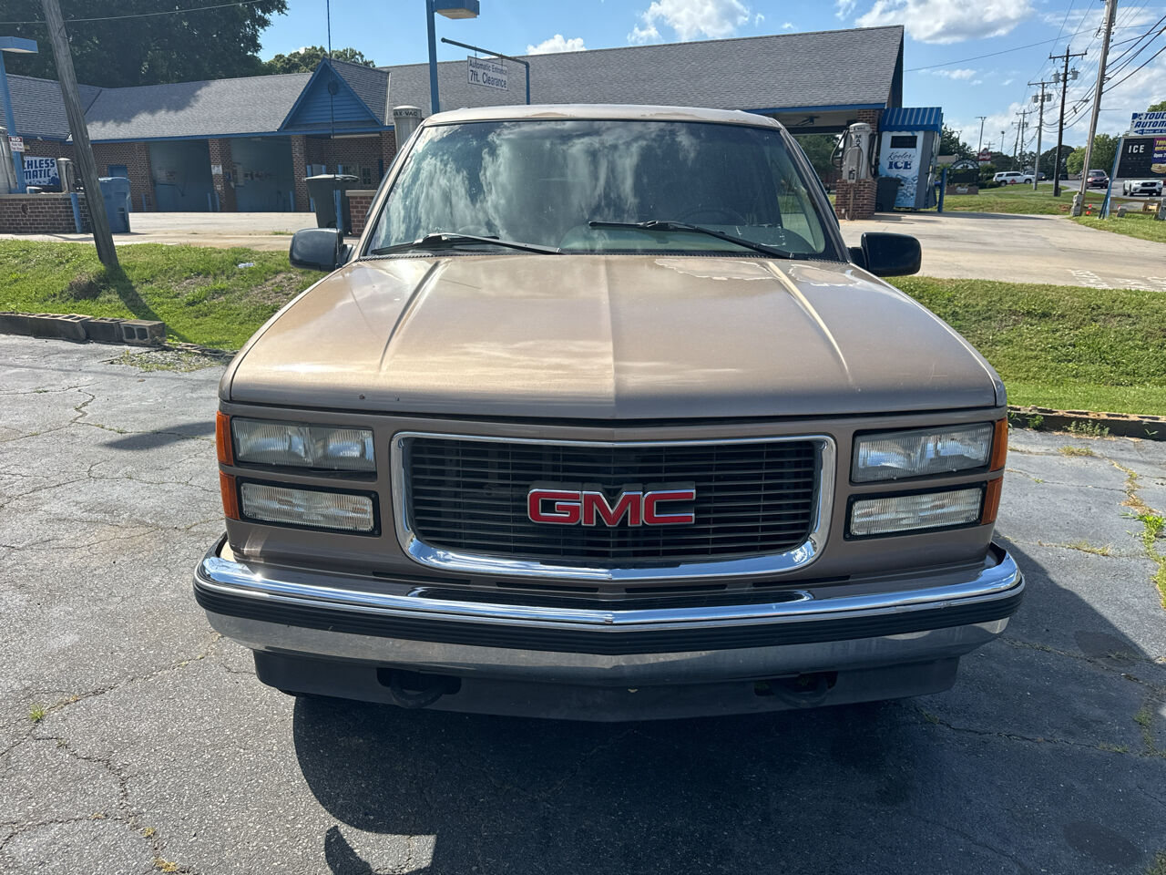 GMC Suburban