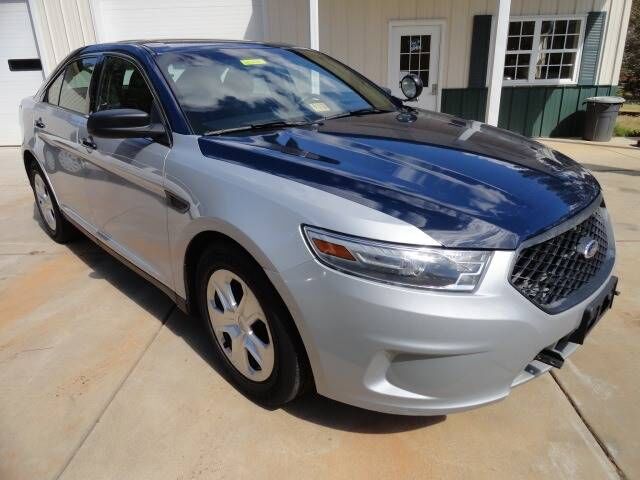 2013 FORD Taurus