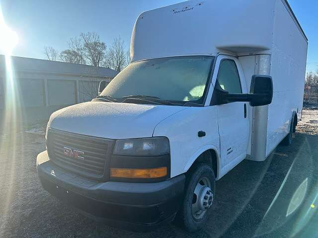 2021 GMC Savana