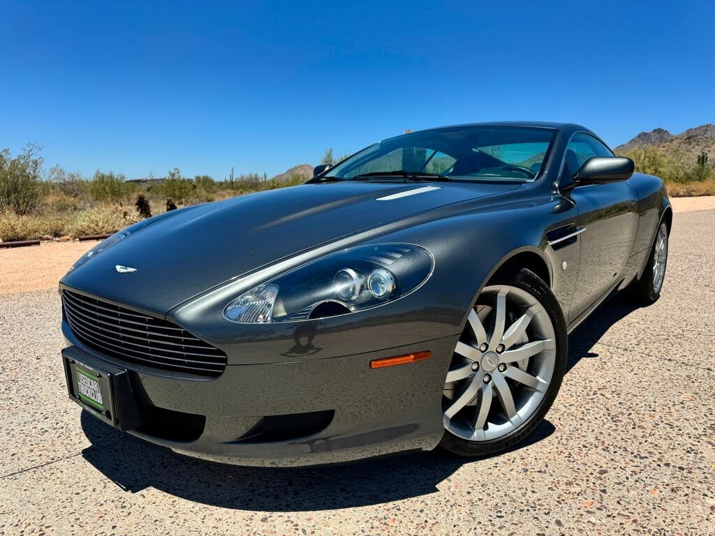 Aston Martin DB9