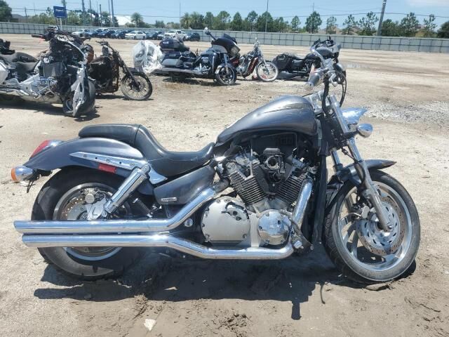 Honda VTX1300C