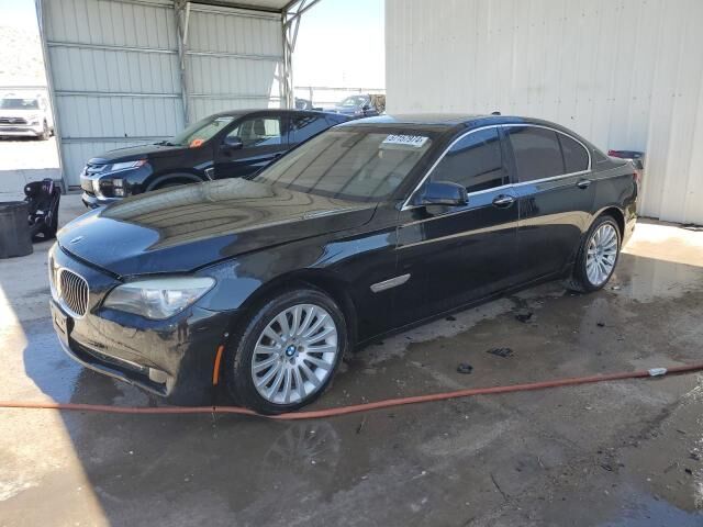 BMW 750i